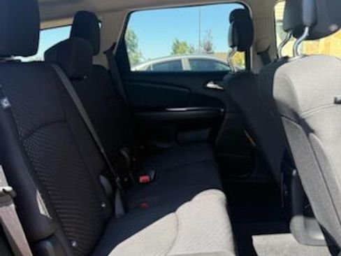 Used 2017 Dodge Journey SXT w/ Blacktop Package image 6