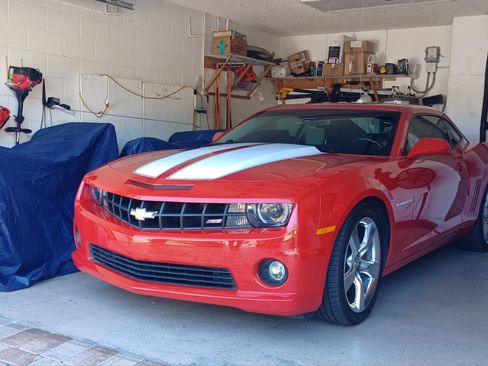 Used 2010 Chevrolet Camaro SS w/ RS Package image 14