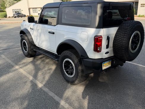 Used 2022 Ford Bronco 2-Door w/ Sasquatch Package AWD/4WD image 6