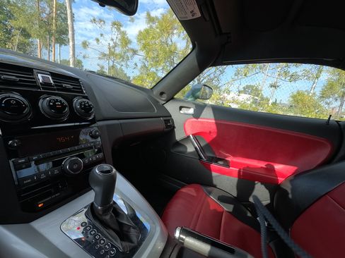 Used 2007 Saturn Sky w/ Premium Trim Pkg RWD image 14