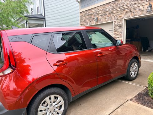 Used 2020 Kia Soul LX FWD image 8