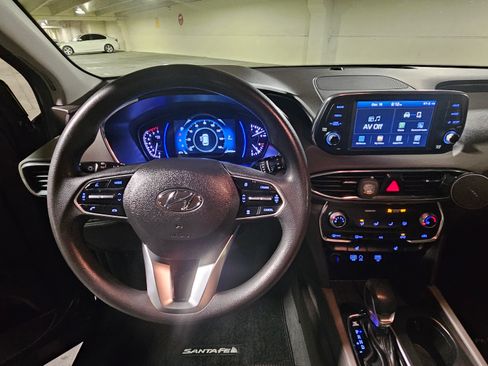 Used 2019 Hyundai Santa Fe SEL image 9