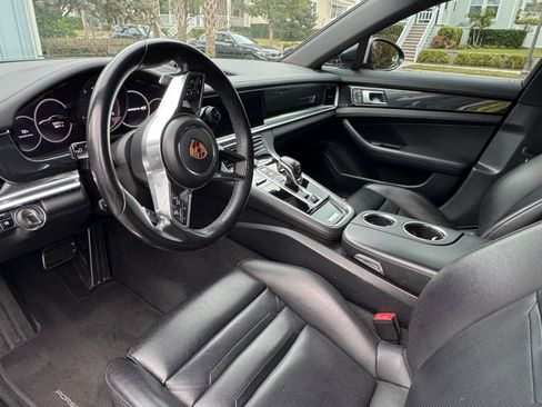 Used 2018 Porsche Panamera 4S image 10