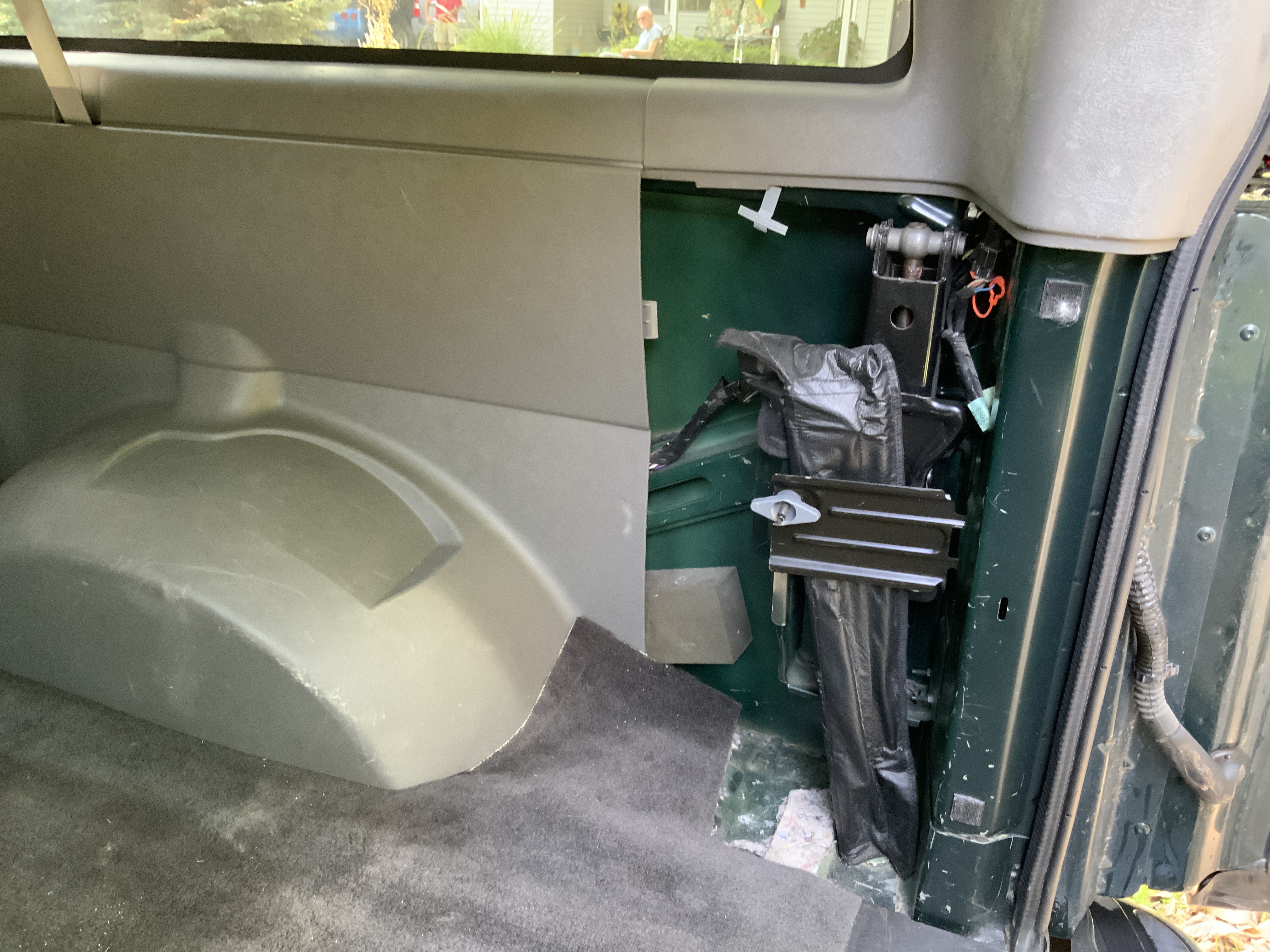 Used 2014 Chevrolet Express 1500 LS RWD image 11