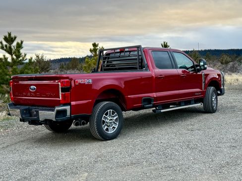 Used 2026 Ford F250 Lariat w/ FX4 Off-Road Package image 4