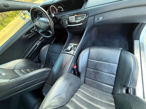 Used 2011 Mercedes-Benz CL 63 AMG image 13