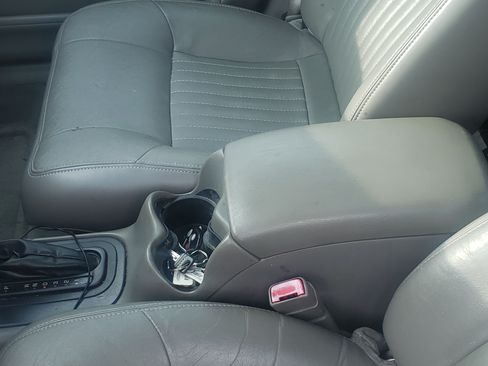 Used 2002 Chevrolet Impala LS w/ Seating Comfort Pkg image 9