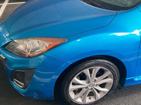 Used 2011 MAZDA MAZDA3 s Sport FWD image 4