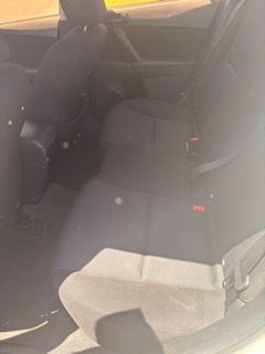 Used 2011 MAZDA MAZDA3 i Sport FWD image 10