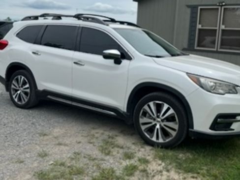 Used 2019 Subaru Ascent Touring w/ Popular Package #2 AWD/4WD image 4