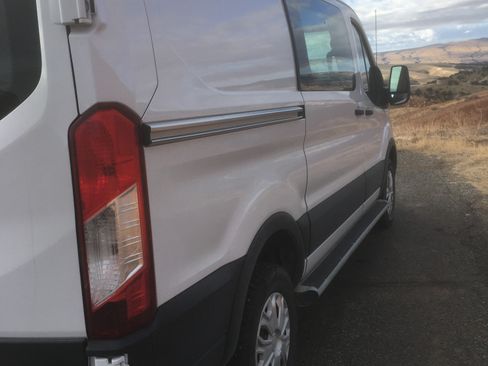 Used 2023 Ford Transit 250 Low Roof w/ Exterior Upgrade Package RWD image 4