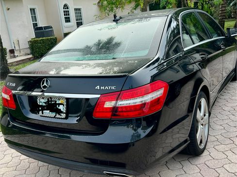 Used 2012 Mercedes-Benz E 350 4MATIC Sedan image 4