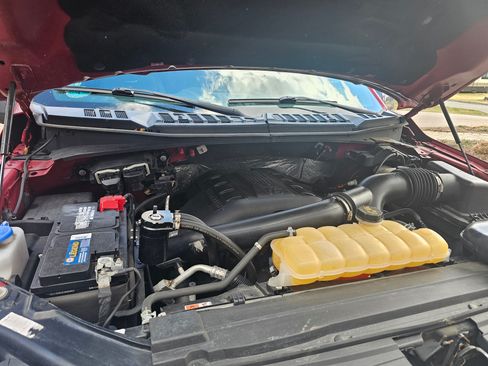 Used 2016 Ford F150 Platinum w/ Equipment Group 701A Luxury image 27