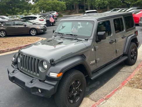 Used 2018 Jeep Wrangler Unlimited Sport S AWD/4WD image 19