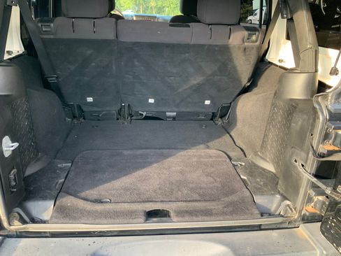 Used 2013 Jeep Wrangler Unlimited Sport w/ Trailer Tow Group image 11