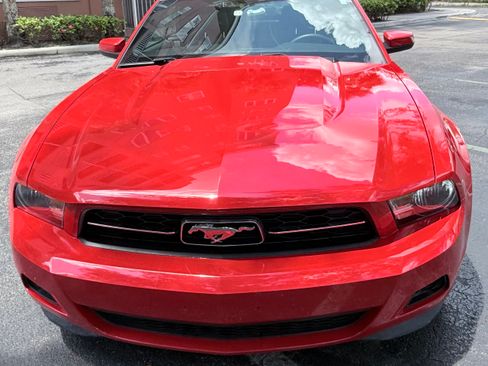Used 2012 Ford Mustang Premium RWD image 2