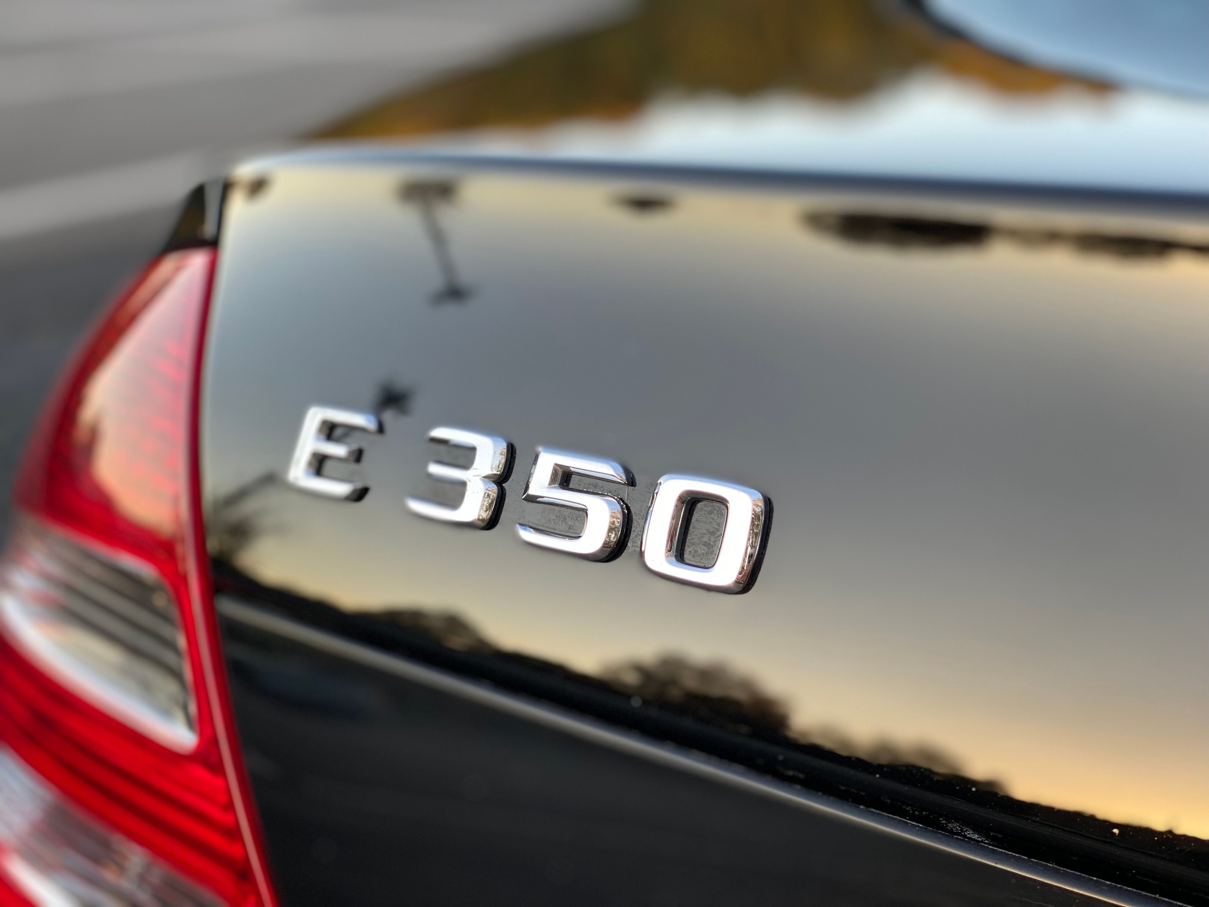 Used 2006 Mercedes-Benz E 350 4MATIC Sedan image 4