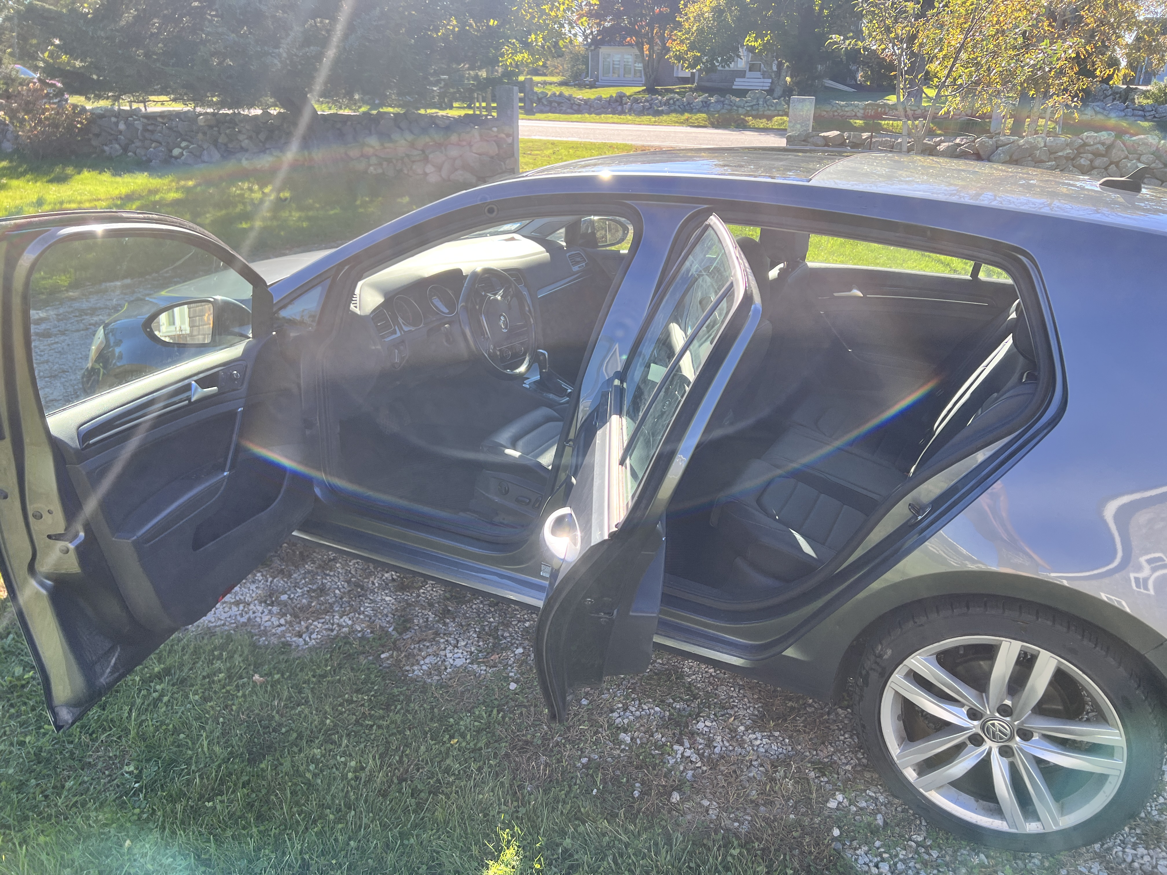 Used 2017 Volkswagen Golf SEL FWD image 9