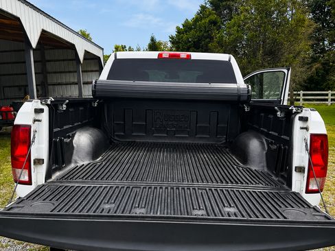 Used 2014 RAM 1500 Express AWD/4WD image 5