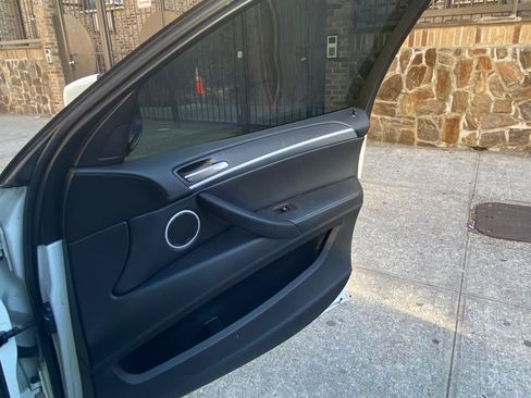 Used 2012 BMW X6 M image 19