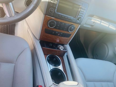 Used 2008 Mercedes-Benz ML 350 4MATIC image 4