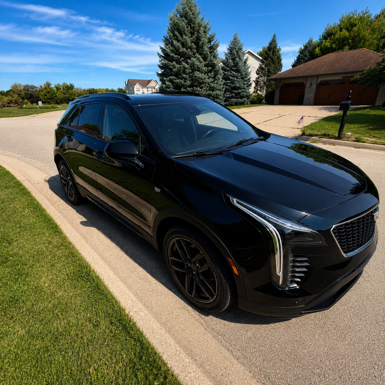 Used 2020 Cadillac XT4 Sport w/ Trailering Package AWD/4WD image 1