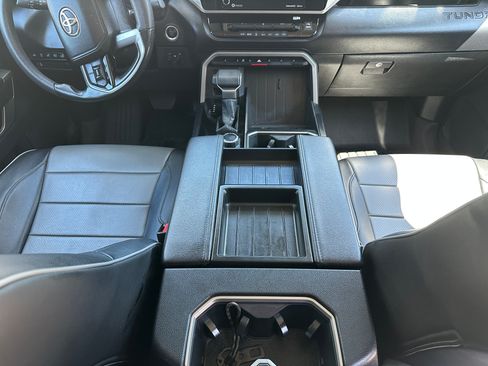Used 2022 Toyota Tundra SR5 w/ SR5 Convenience Package RWD image 12