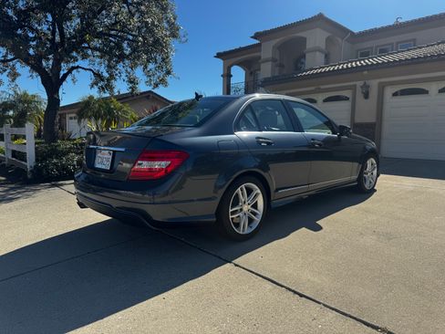 Used 2014 Mercedes-Benz C 250 Sedan image 5