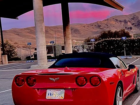 Used 2005 Chevrolet Corvette Convertible w/ Preferred Equipment Group image 10