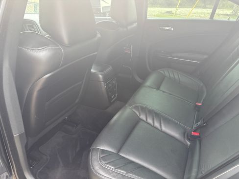 Used 2016 Dodge Charger SRT Hellcat w/ Harman/Kardon Audio Group RWD image 7