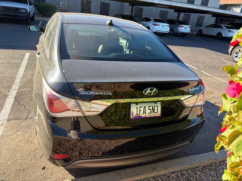 Used 2015 Hyundai Sonata Limited w/ Option Group 02 image 5