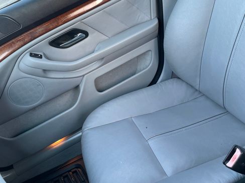 Used 2003 BMW 525i Sedan image 11