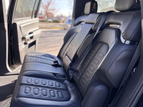 Used 2023 Rivian R1S Adventure image 10