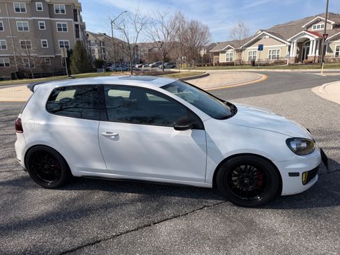 Used 2013 Volkswagen Golf 2-Door image 14
