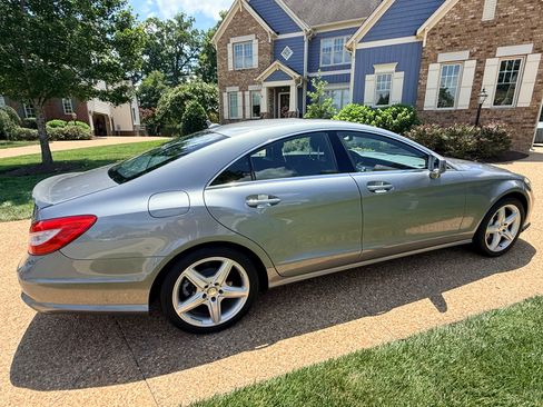 Used 2013 Mercedes-Benz CLS 550 image 4