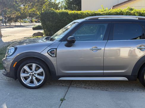 Used 2019 MINI Cooper Countryman S w/ Driver Assistance Package image 6