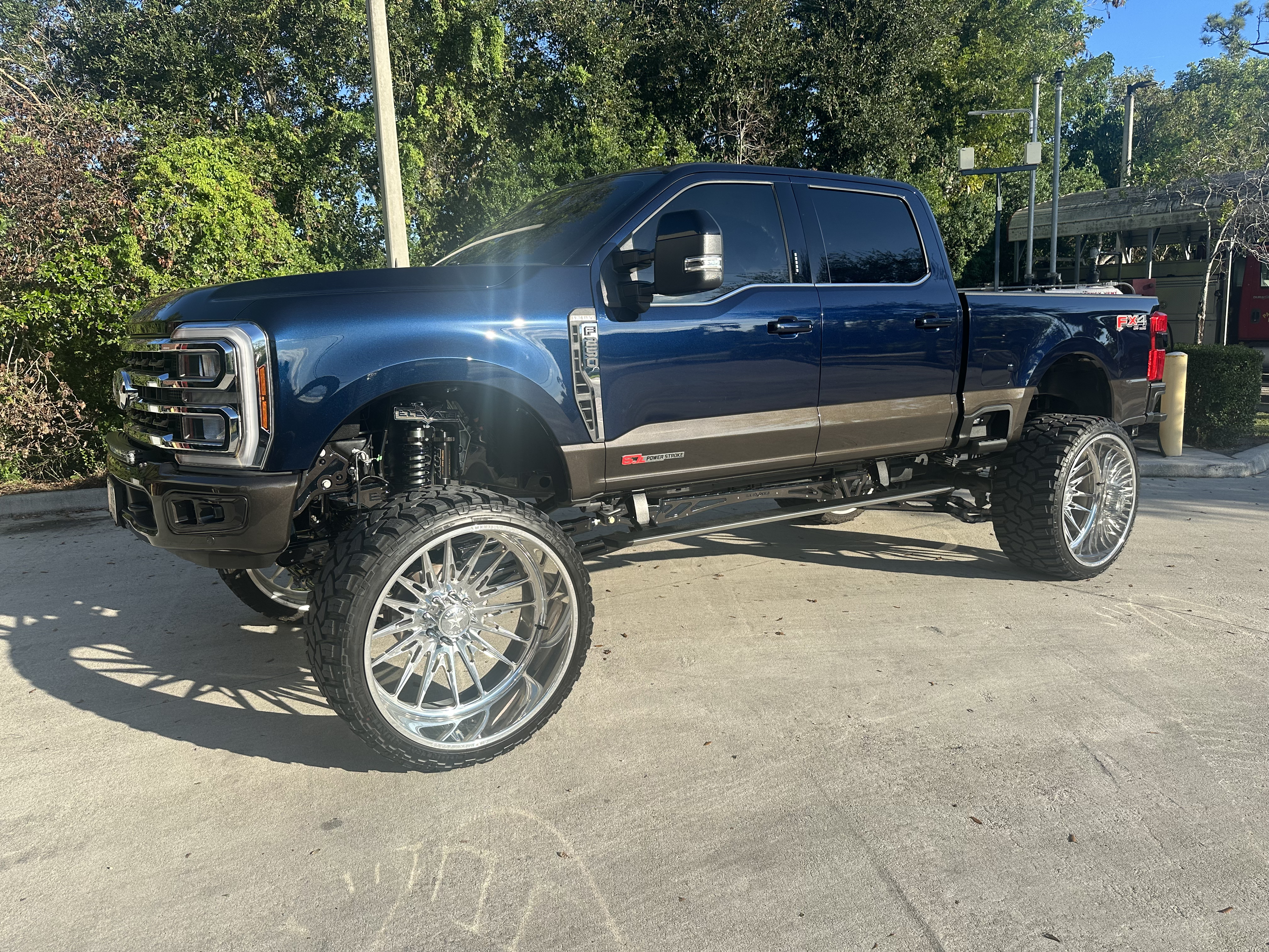 Used 2025 Ford F250 King Ranch AWD/4WD image 6