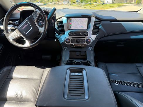 Used 2016 GMC Yukon SLT image 23