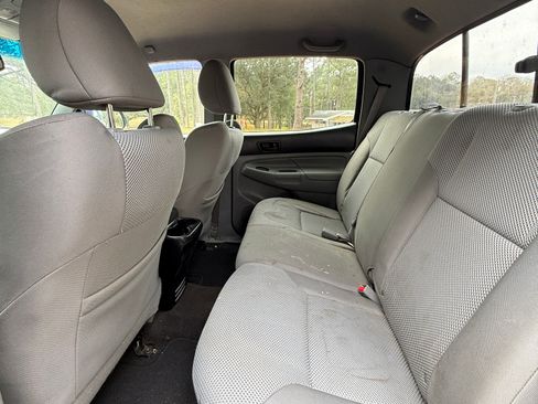 Used 2012 Toyota Tacoma PreRunner image 6