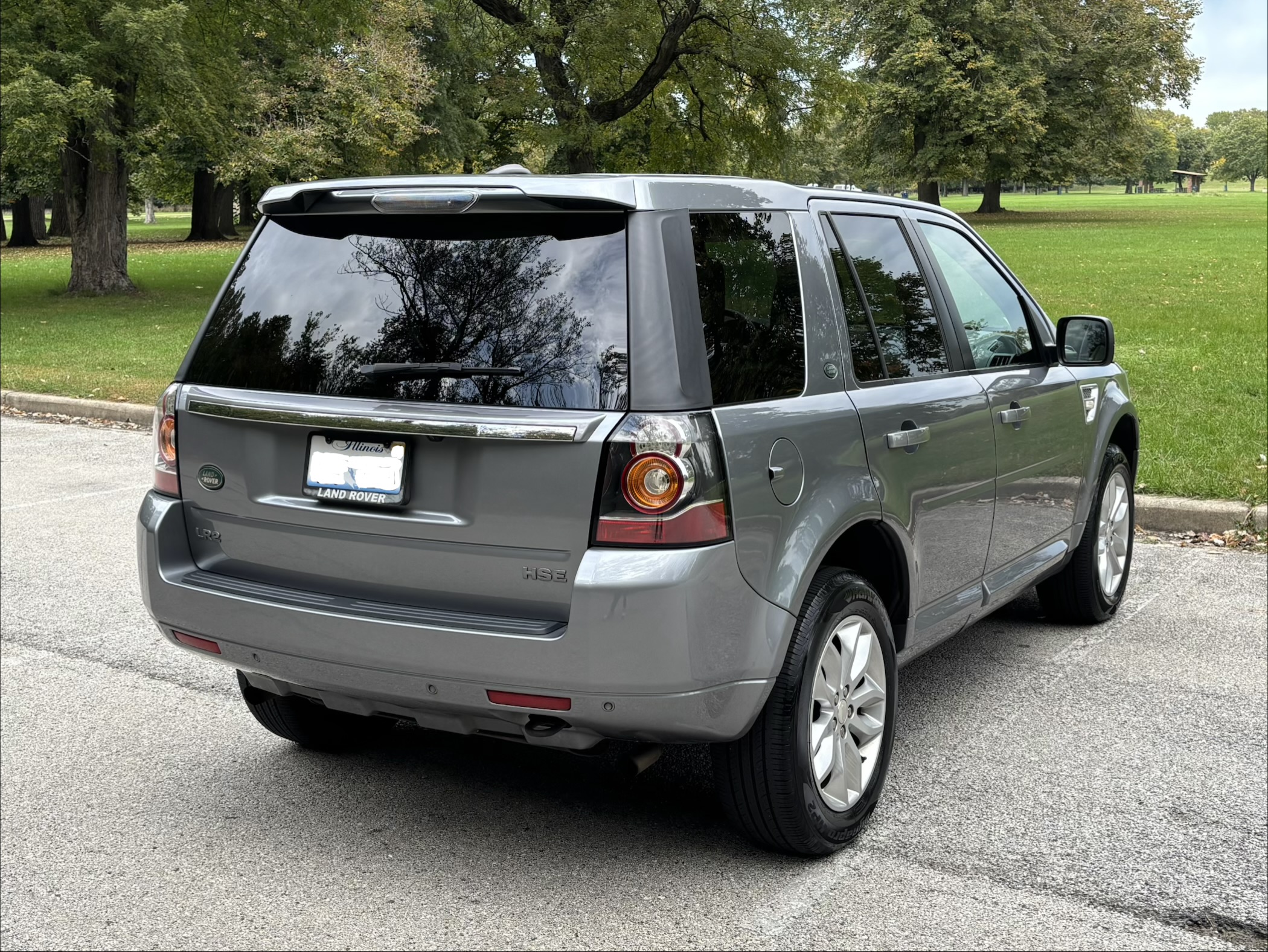 Used 2015 Land Rover LR2 HSE AWD/4WD image 4