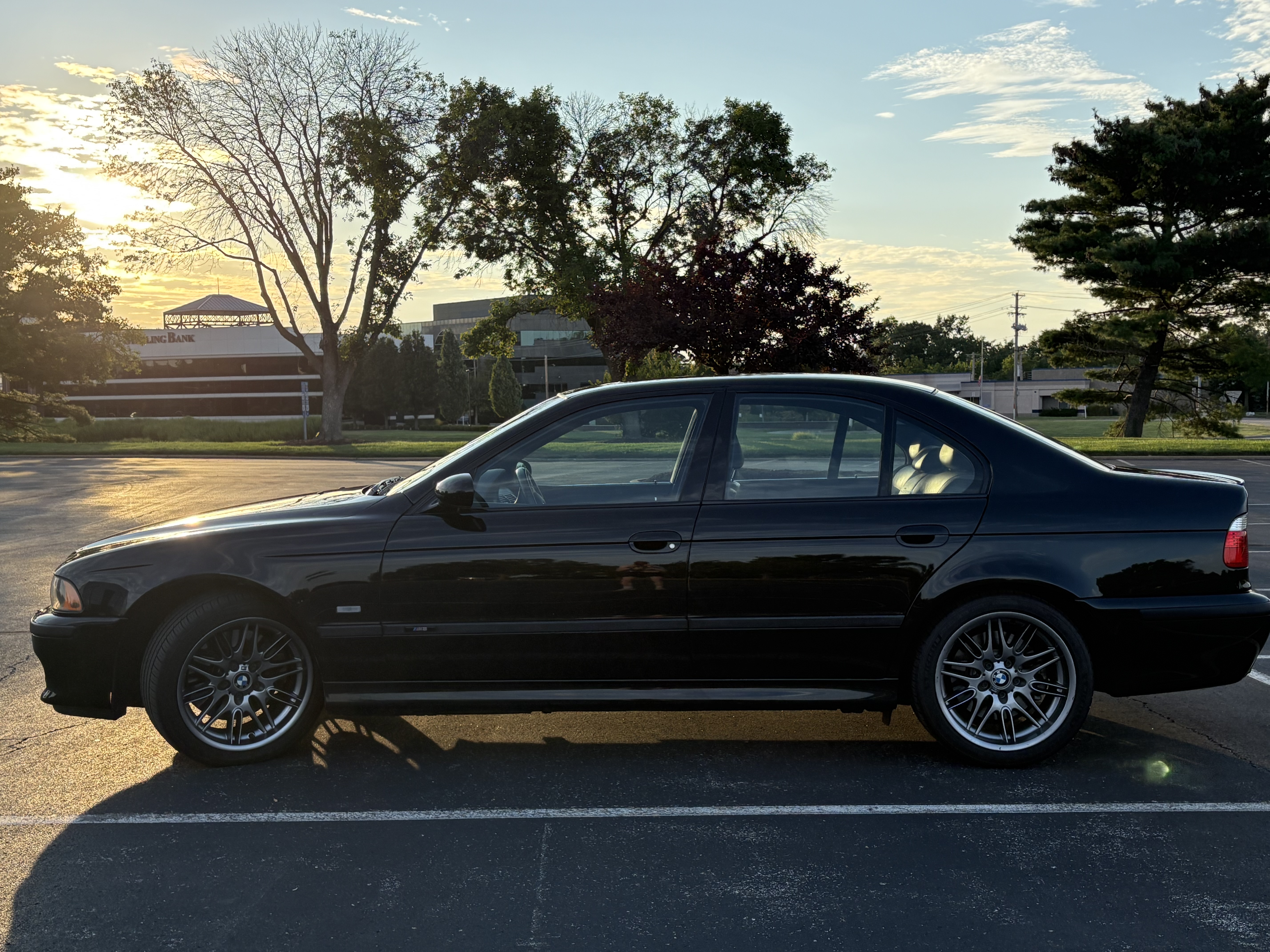 Used 2003 BMW M5 RWD image 30