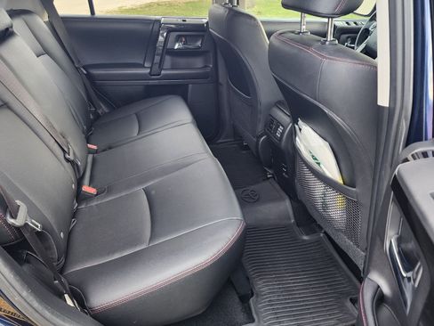 Used 2019 Toyota 4Runner TRD Off-Road Premium image 5