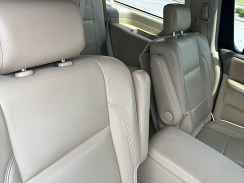 Used 2010 INFINITI QX56 2WD image 23
