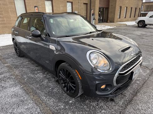 Used 2018 MINI Cooper Clubman S image 9