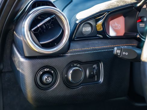 Used 2020 Lotus Evora image 25