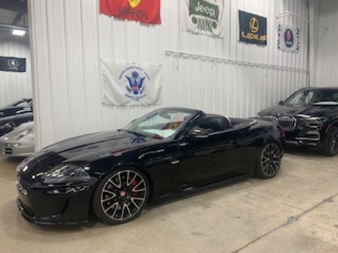 Used 2010 Jaguar XKR R RWD image 2