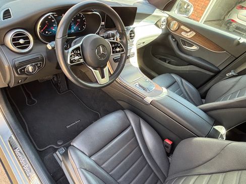 Used 2021 Mercedes-Benz GLC 300 4MATIC image 6