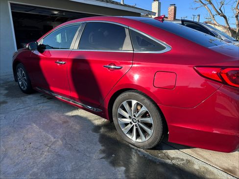 Used 2016 Hyundai Sonata Sport w/ Option Group 03 image 4