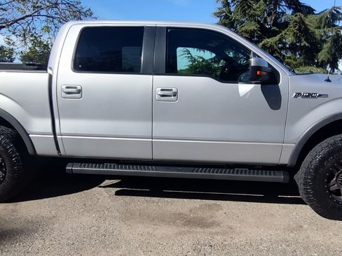 Used 2014 Ford F150 FX4 w/ Equipment Group 402A Luxury image 2