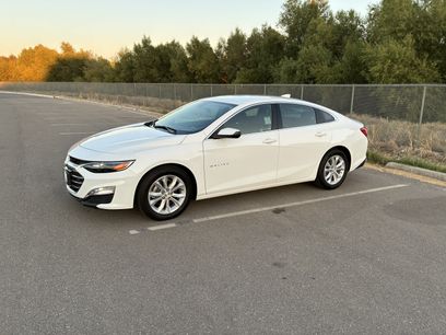 Used 2025 Chevrolet Malibu LT